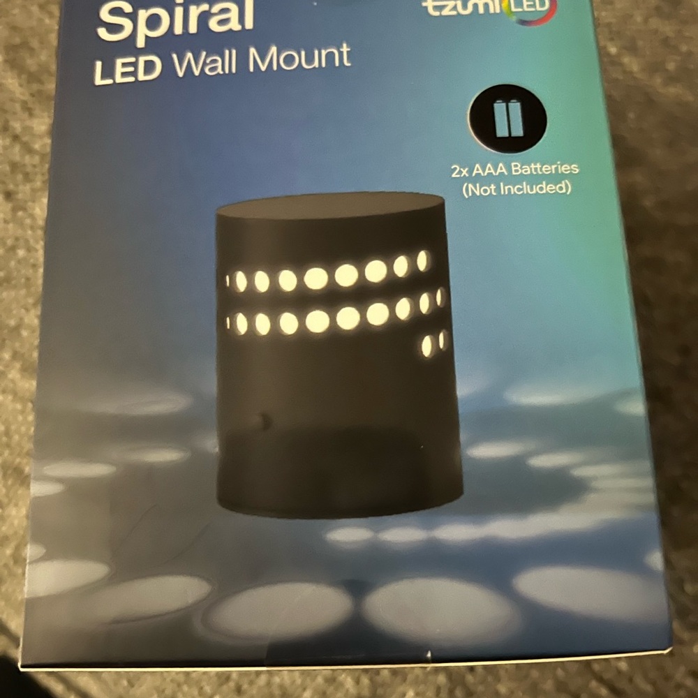 Spiral LED wall Mount Light